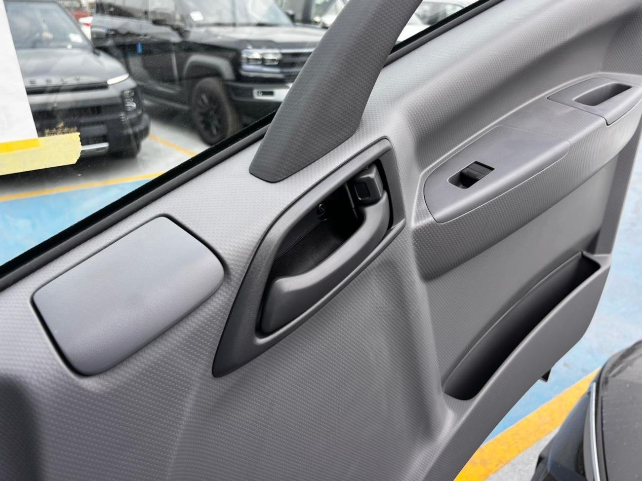 إيسوزو NPR إيسوزو -إن بي آر 2025