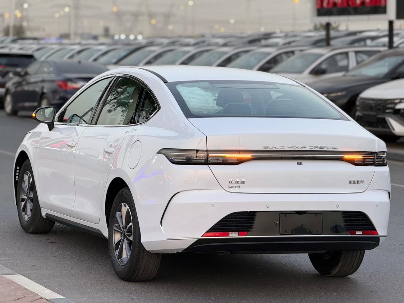 BYD Destroyer 05 2025 BYD DESTROYER 05 DM-i PLUG IN HYBRID with SUNROOF