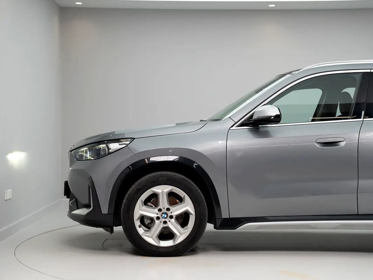 BMW X1 SDRIVE20Li (NON GCC) LOW MILEAGE | Perfect condition