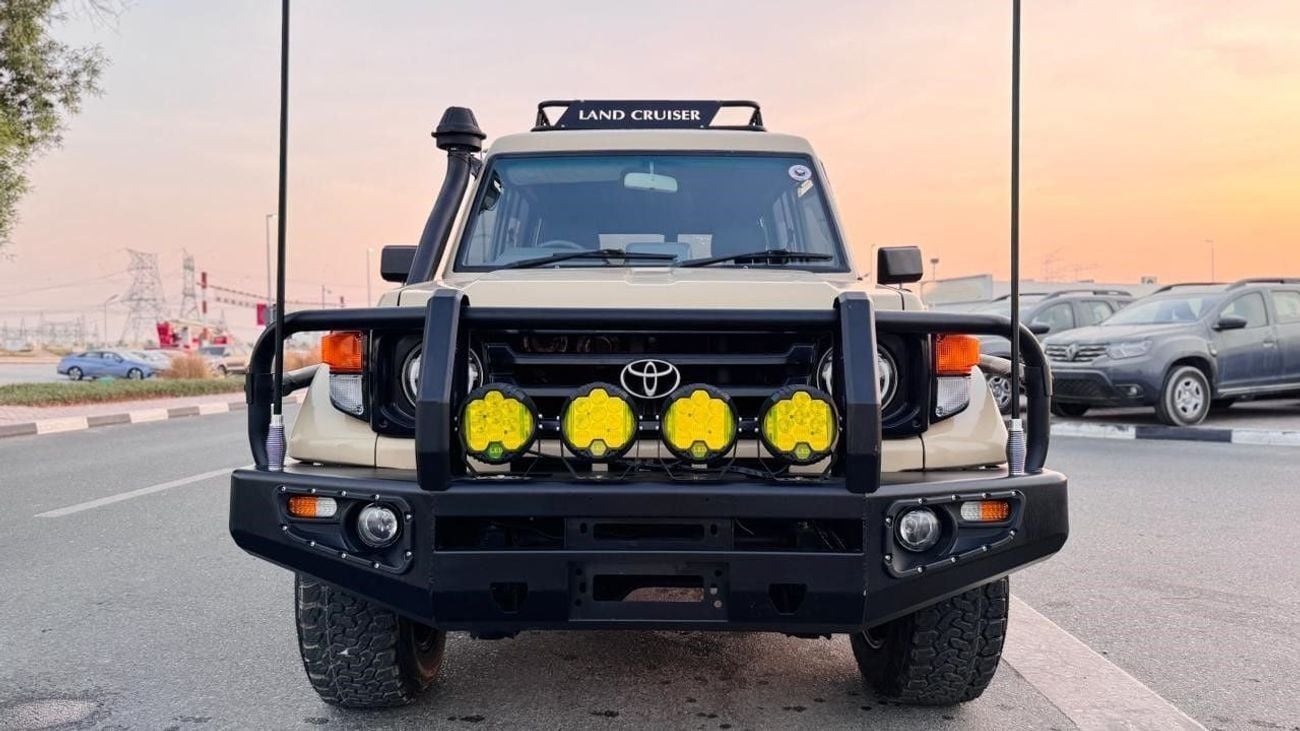 Toyota Land Cruiser GOOD CONDITION | MANUAL TRANSMISSION | 10-SEATER | 4.2L DIESEL ENGINE | 4WD