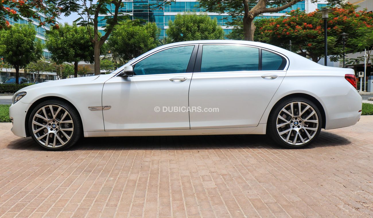 بي أم دبليو 750Li Li