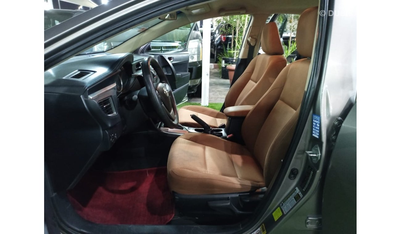 Toyota Corolla 2015 model imported 1800 CC cruise control screen rear camera control wheels wheels in excellent con