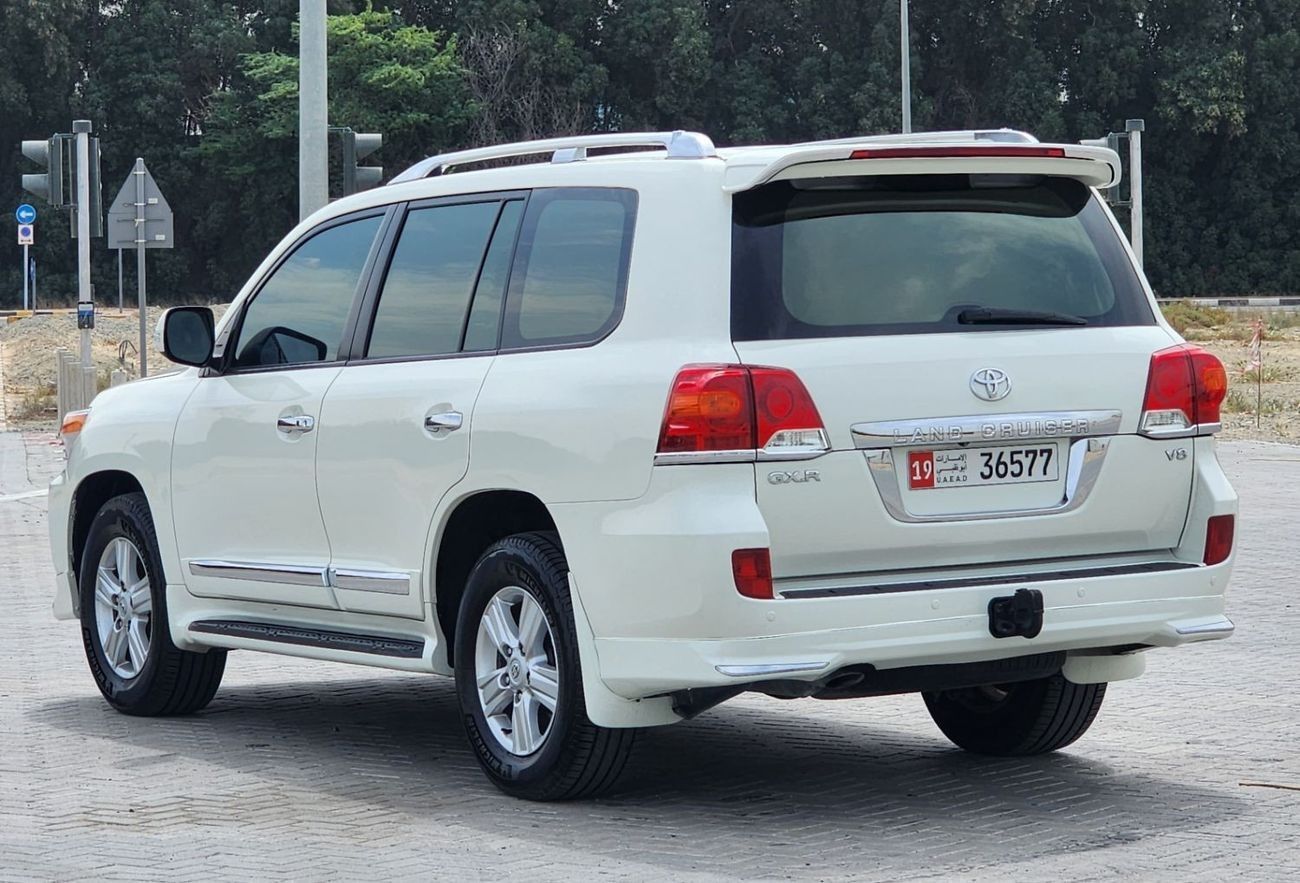 Toyota Land Cruiser GXR 4.6L
