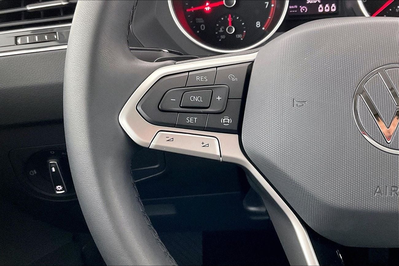 Volkswagen Tiguan Life| 1 year free warranty | Flood Free