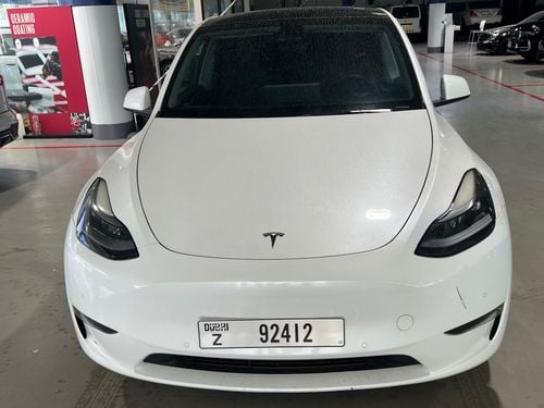 Tesla Model Y Long Range (AWD)