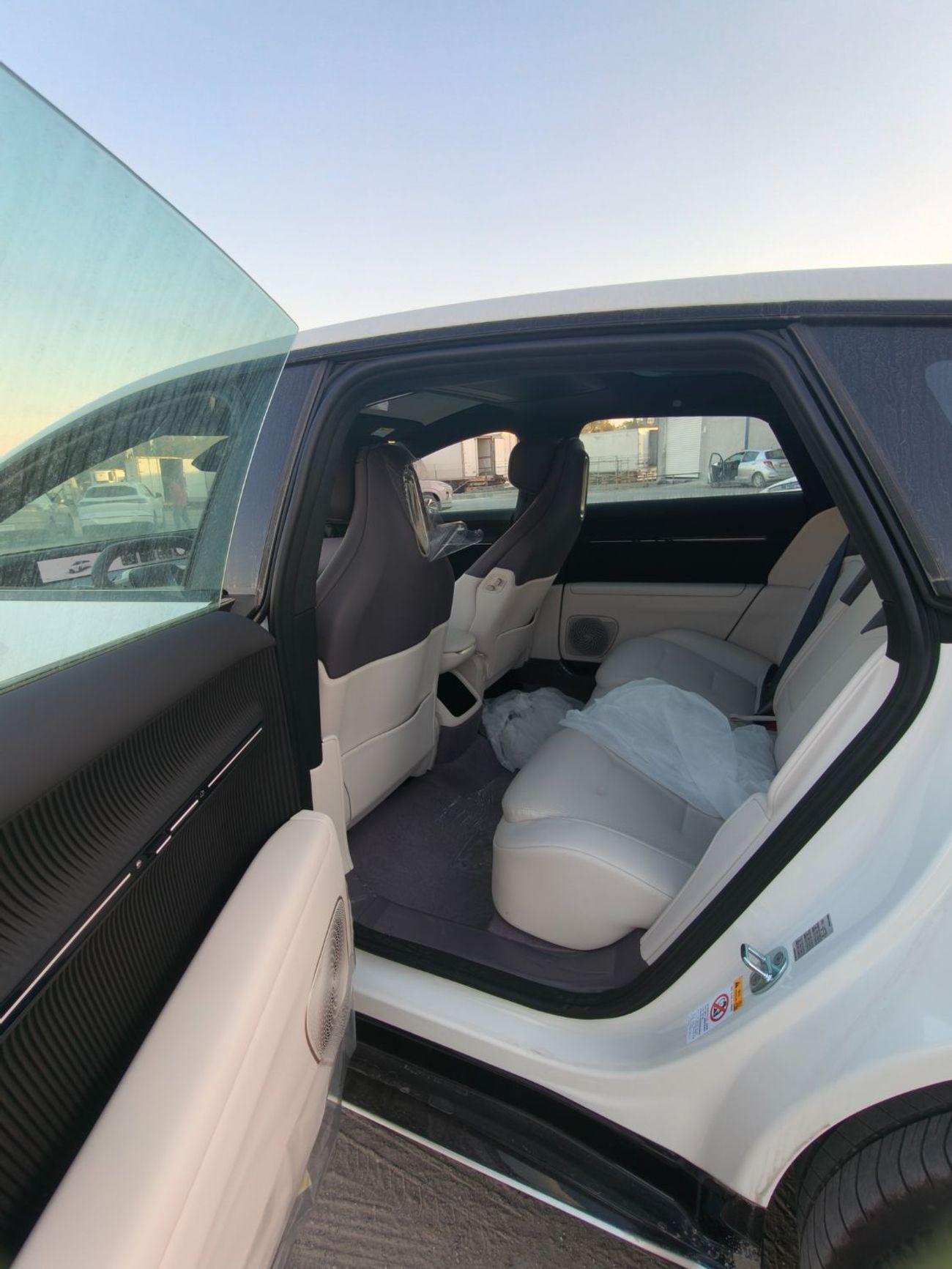 أفاتر 12 أفاتار 12 4WD ماستر سيارة كهربائية بالكامل