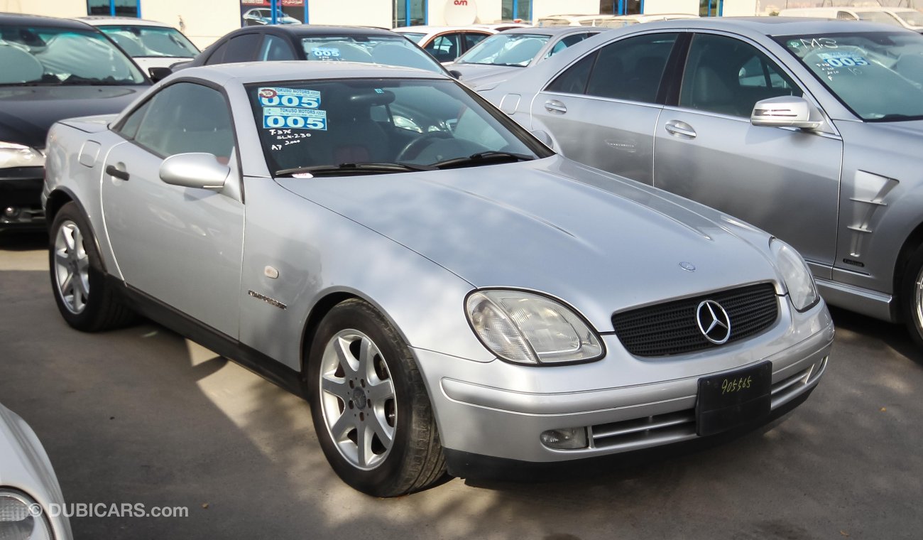 Mercedes-Benz SLK 230