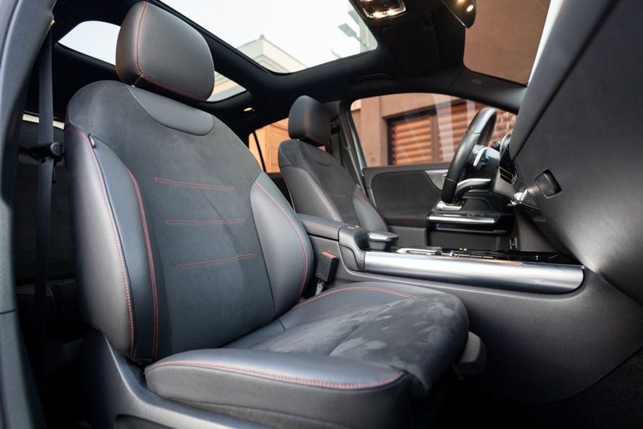 Mercedes-Benz GLA 200 Premium 1.4L Mercedes-Benz GLA200 AMG 2021 GCC under Agency Warranty with Flexible Down-Payment.