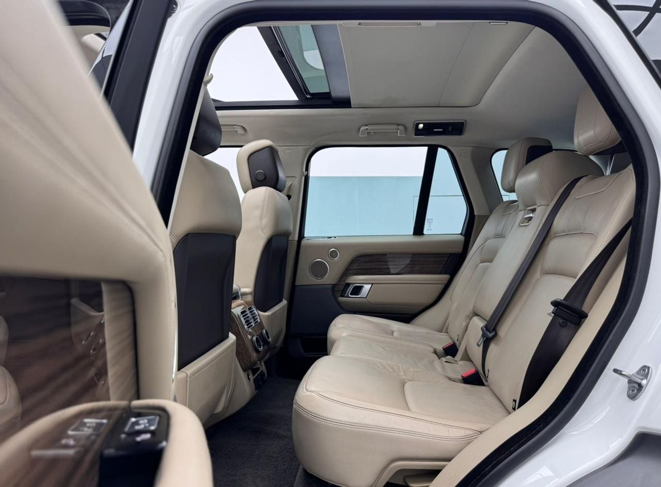Land Rover Range Rover 2019 Range Rover Vogue HSE, 1 Year Warranty, Full Service History, Excellent Condition, GCC