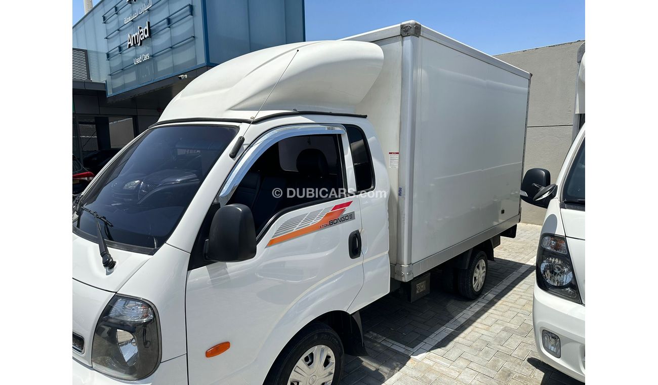 Used Kia Bongo 2018 for sale in Sharjah 618074