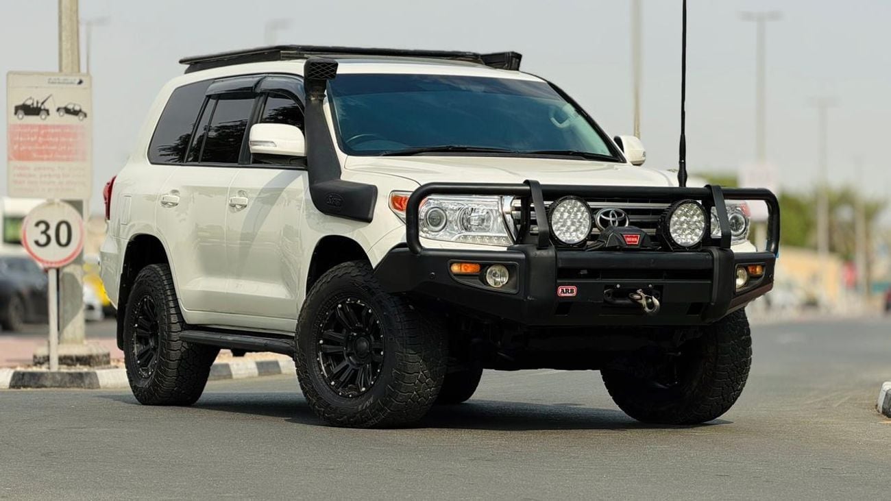 Toyota Land Cruiser AFTER MARKET OFF-ROAD MODIFIED | ARB BULL BAR | AUTO | SIDE AWNING CAMPING TENT | 4.5L DIESEL ENGINE
