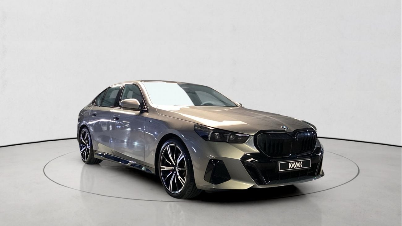 بي أم دبليو 520i M Sport Pro | شامل الضمان | 0 ﺪﻔﻋﺓ ﺃﻮﻟﻯ