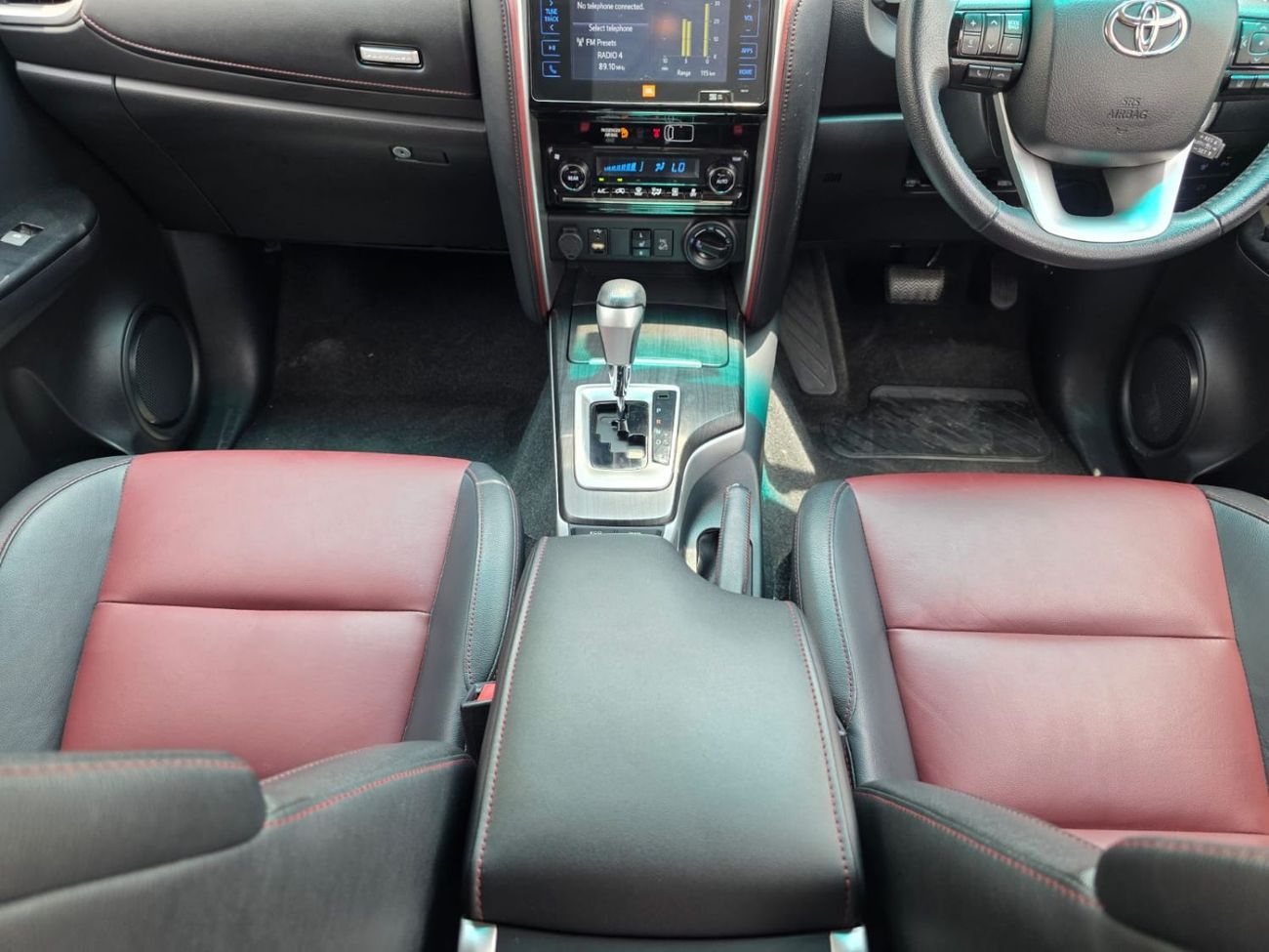 Toyota Fortuner diesel 2,8 liter right hand drive leather power seats with back camera