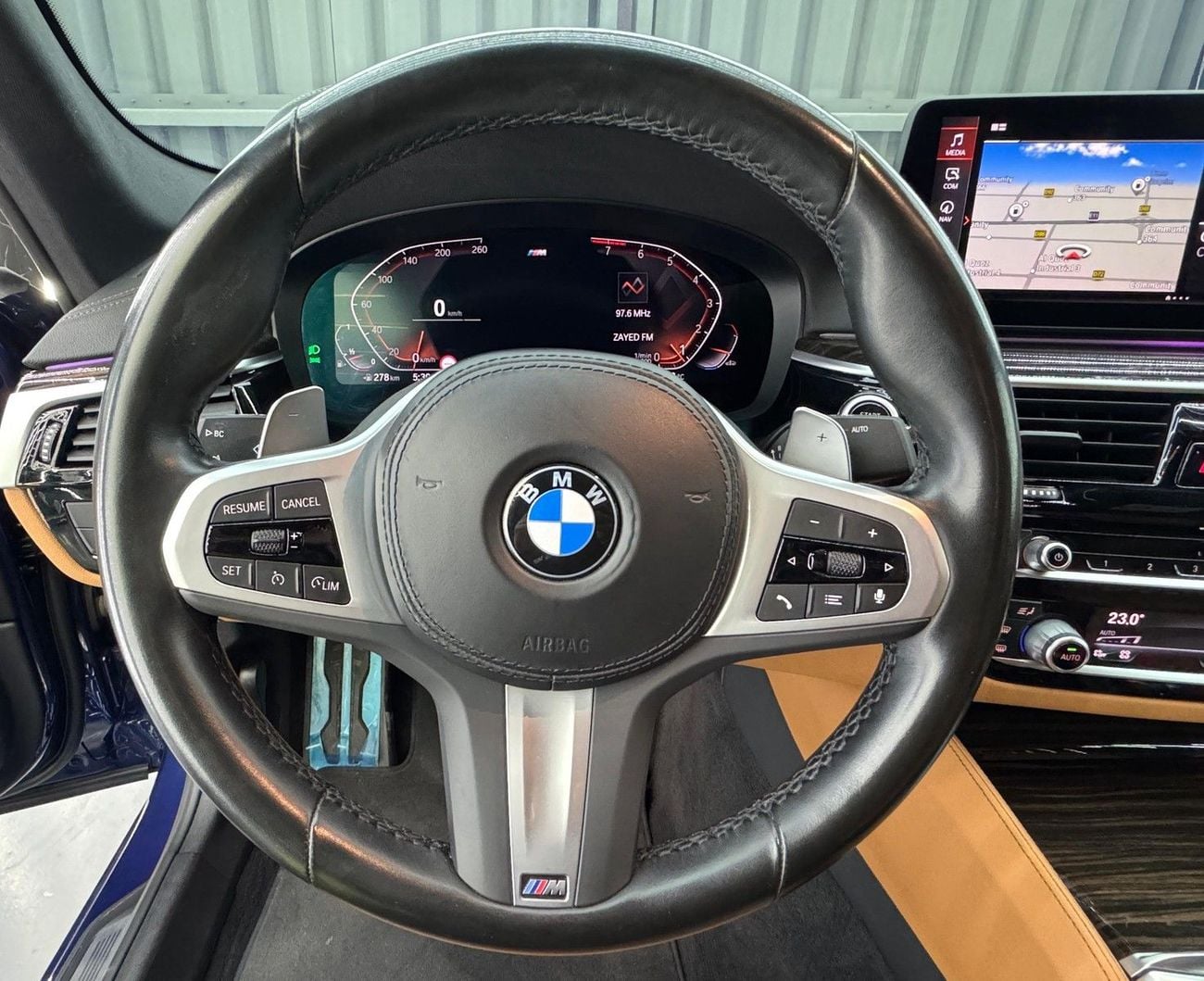 BMW 530i M Sport 2.0L 2022 BMW 530i M-Sport, 2027 BMW Warranty + Service Pack, Excellent Condition, GCC
