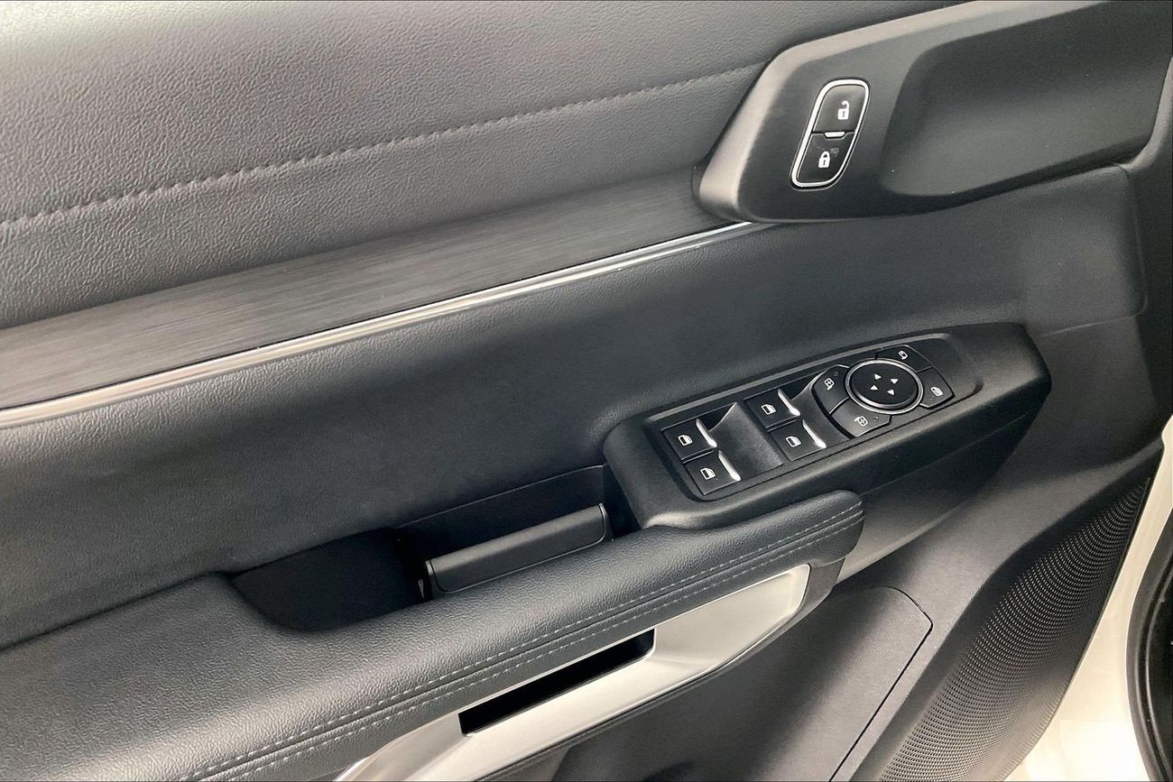 Ford Everest XLT | Guaranteed Warranty | 0 Down Payment