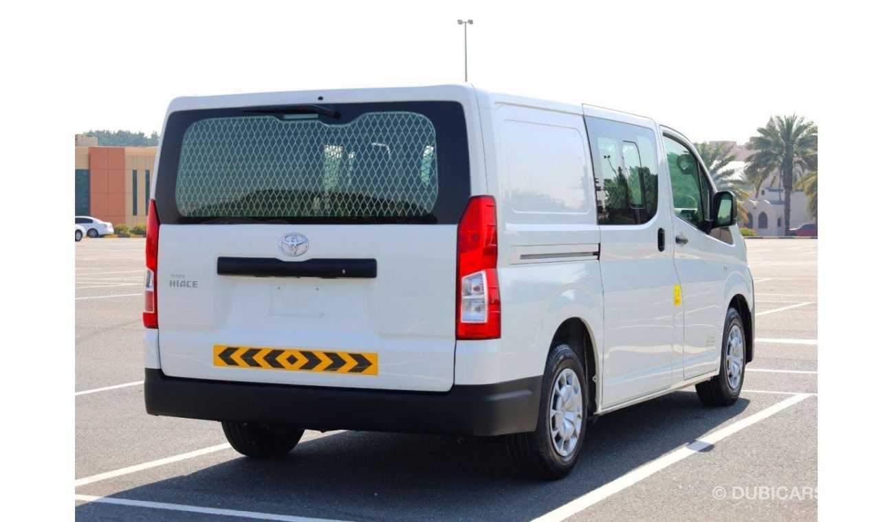 تويوتا هاياس 6-Seater Delivery Van V6 3.5L | Excellent Condition | GCC