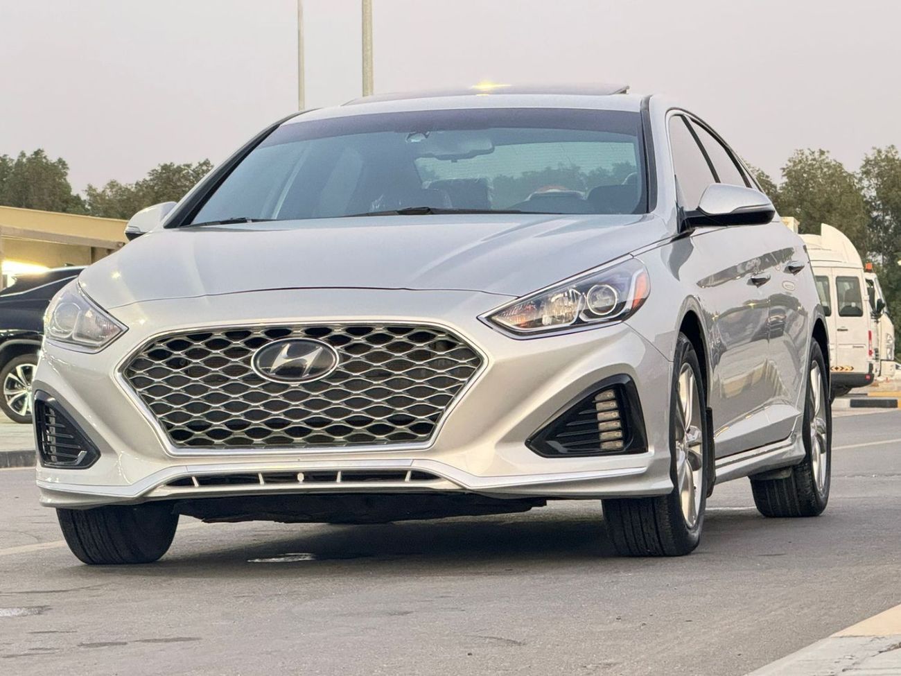 Hyundai Sonata Sport In excellent condition and requires no expenses