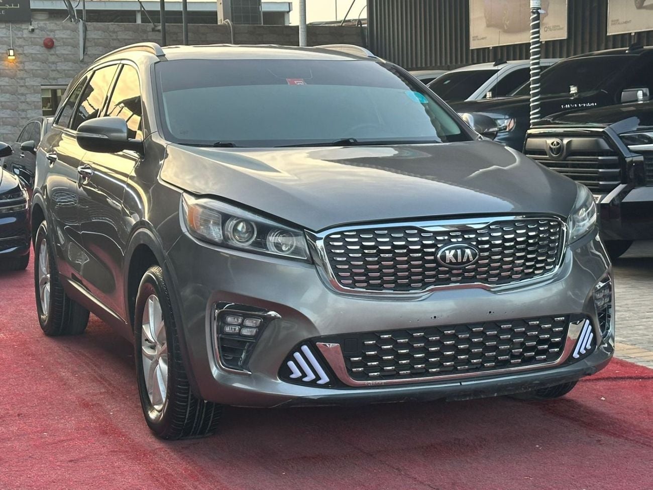 كيا سورينتو Base 2.4L FWD