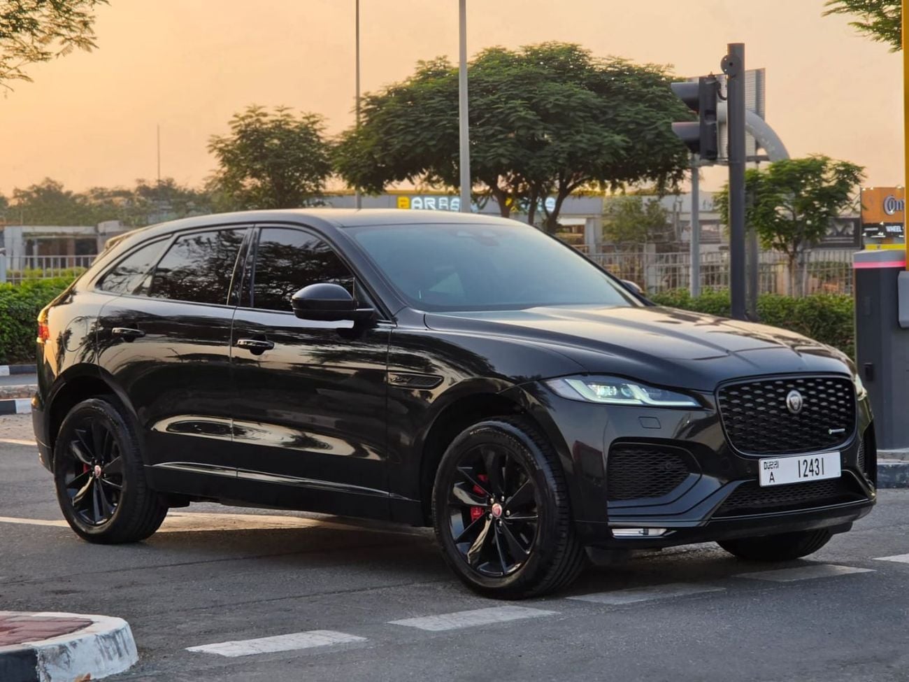 Jaguar F-PACE R-DYNAMIC HSE P250 Jaguar F-Pace R-Dynamic 2022 GCC Specs - Full Service History Excellent Condition