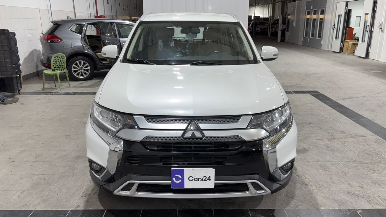 Mitsubishi Outlander 2023 GLX LOWLINE | AED 911/Month | 0 DP | 30 Day Return | Warranty | Service History