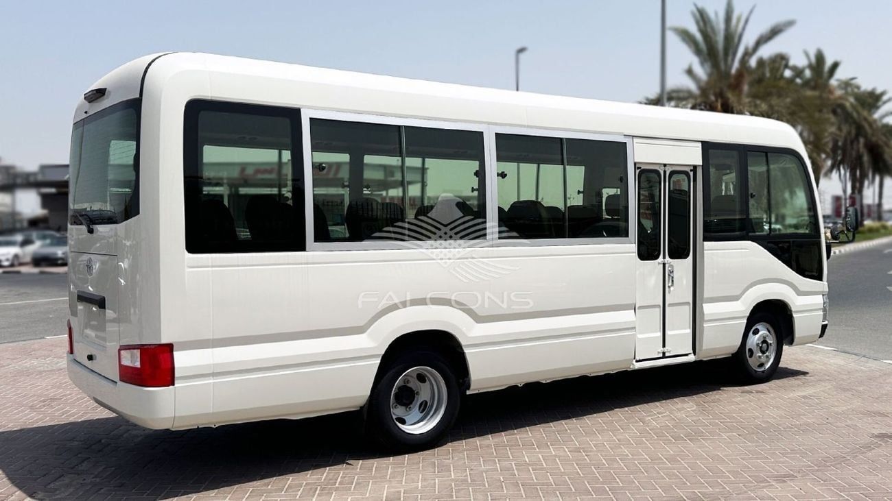 تويوتا كوستر 2.7L Petrol Minibus (30 Seats) – Manual Transmission, RWD,