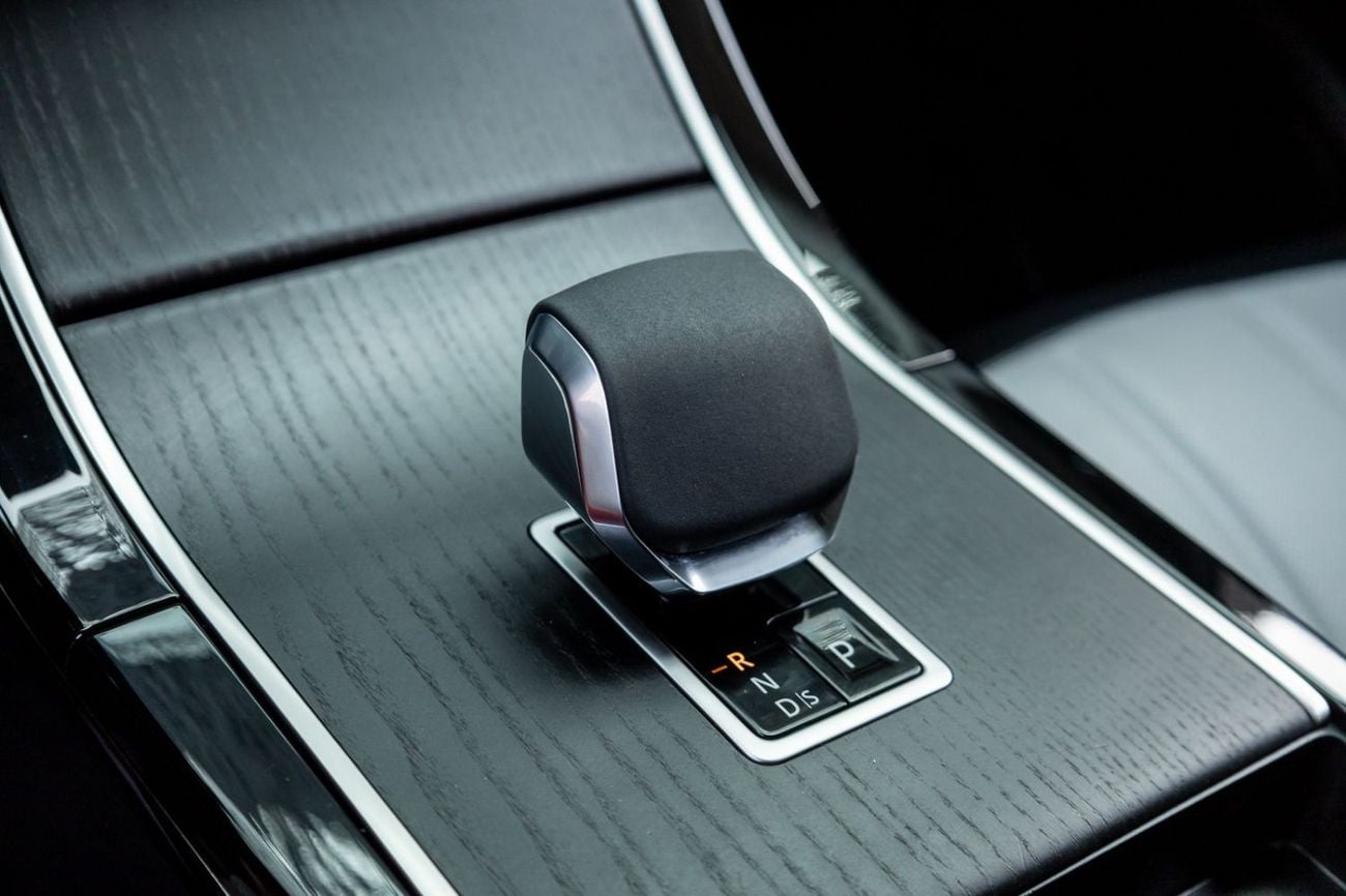 Land Rover Range Rover Evoque DYNAMIC SE P200 Range Rover Evoque P200 Dynamic SE 2024 GCC | Agency Warranty | Service Contract