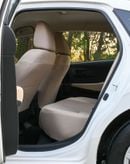 تويوتا يارس 1.5L E