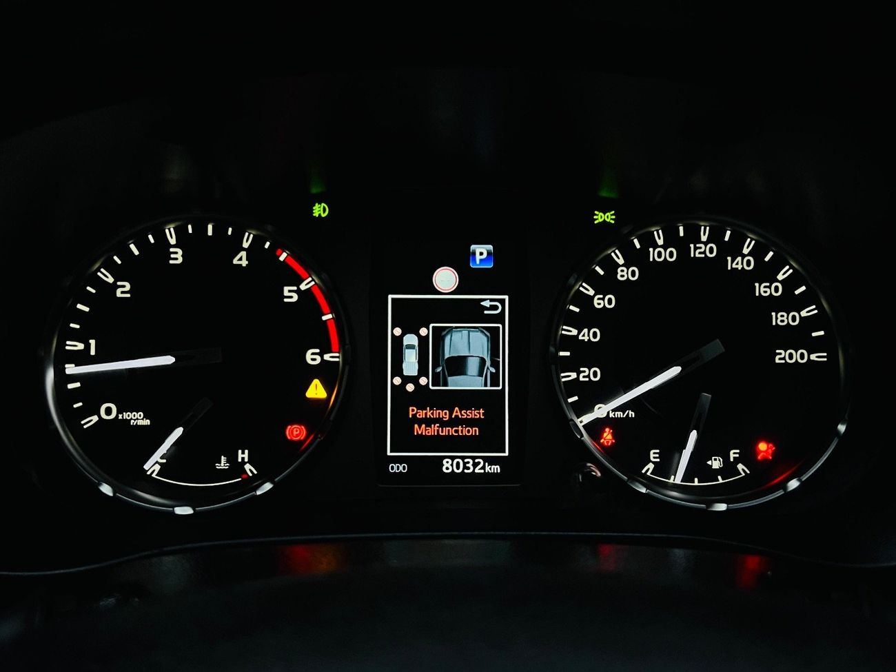 تويوتا هيلوكس 