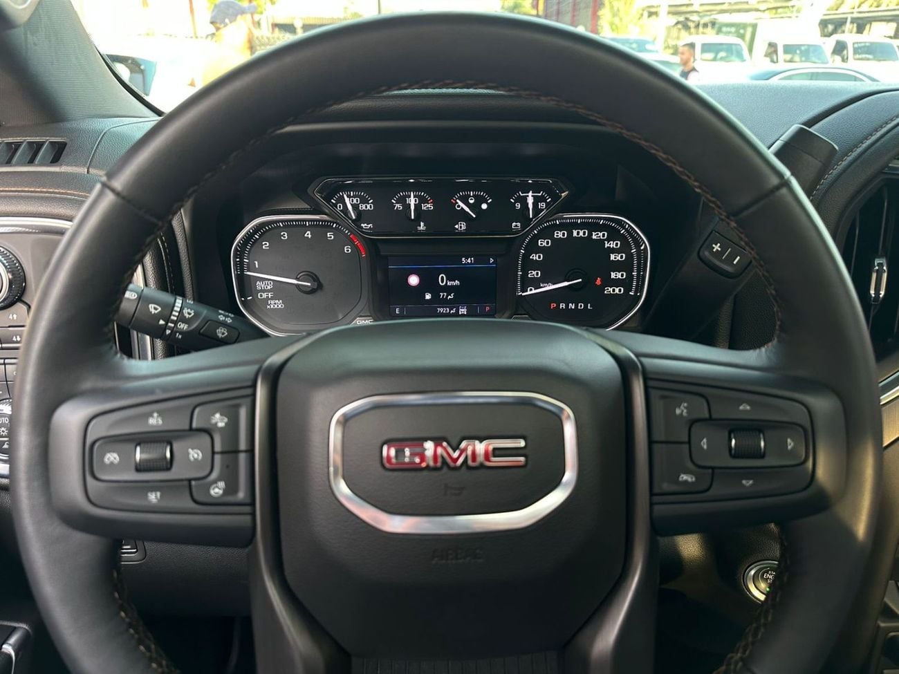 GMC Sierra 6.2L - V8 - 420 hp and 460 lb-ft torque