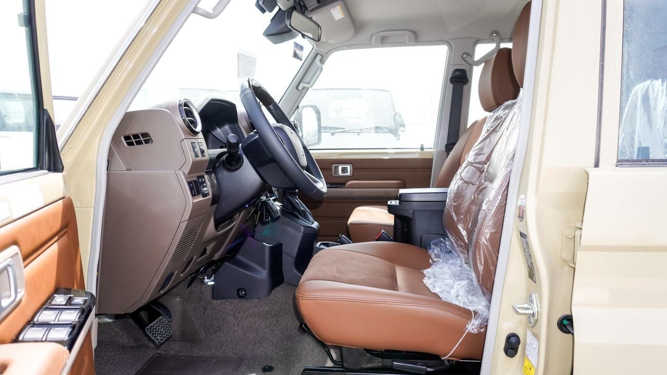 Toyota Land Cruiser 70 LX 2.8 L d