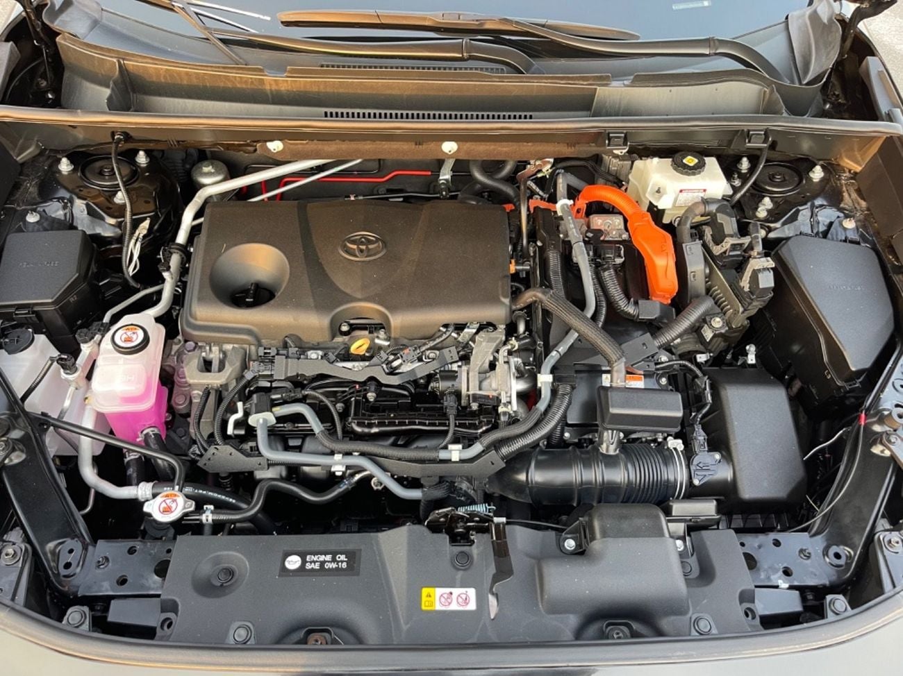 Toyota RAV4 2021 TOYOTA RAV4 XLE PREMIUM HYBRID 4x4 FULL OPTIONS IMPORTED FROM USA