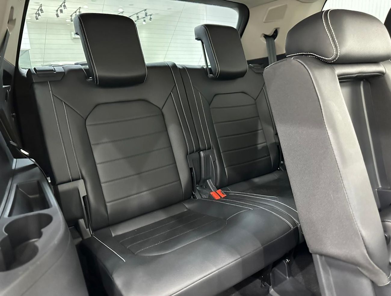 Volkswagen Teramont 2021 Volkswagen Teramont R-Line, OCT 2024 Al Naboodah Warranty + Service Contract, GCC