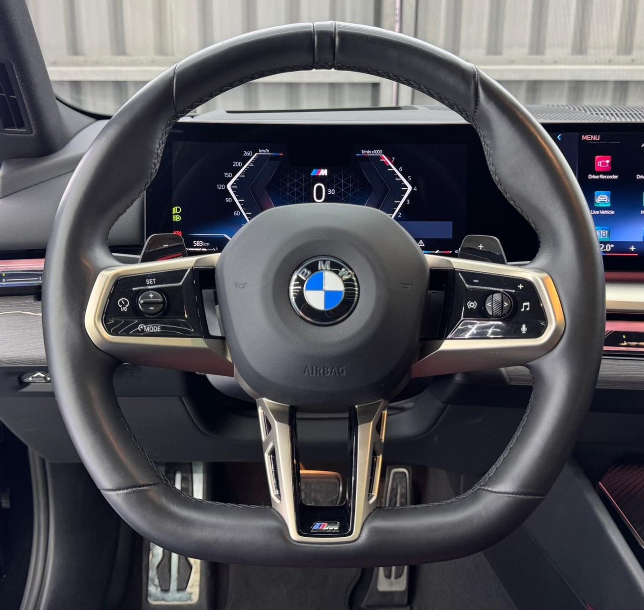 بي أم دبليو 520i 2.0 L, 8 Speed , RWD