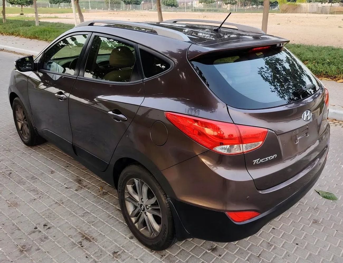هيونداي توسون Comfort GCC Specs 4WD Premium Condition Low KM Compact SUV
