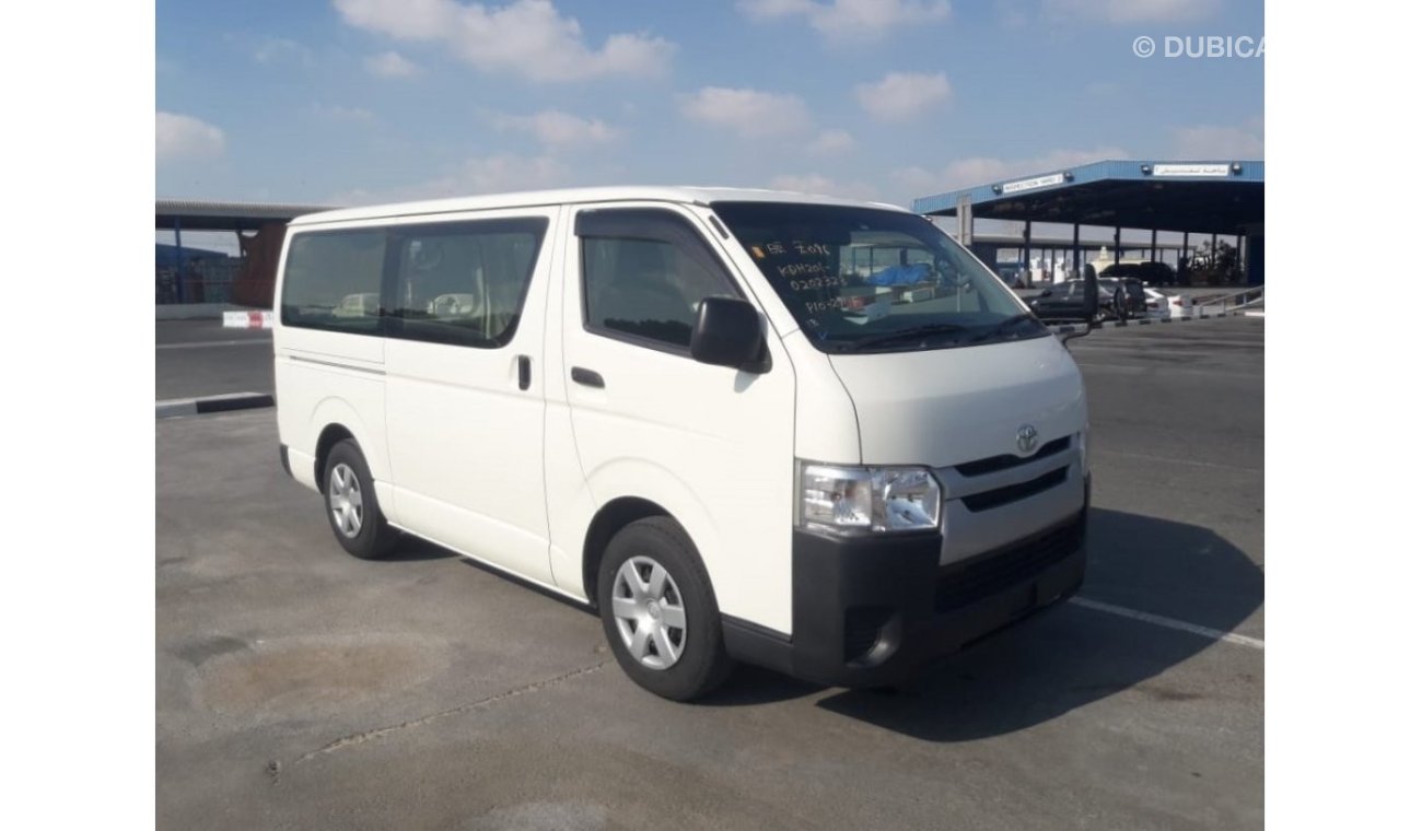 تويوتا هاياس Toyota Hiace Van RIGHT HAND DRIVE (Stock no PM 765)