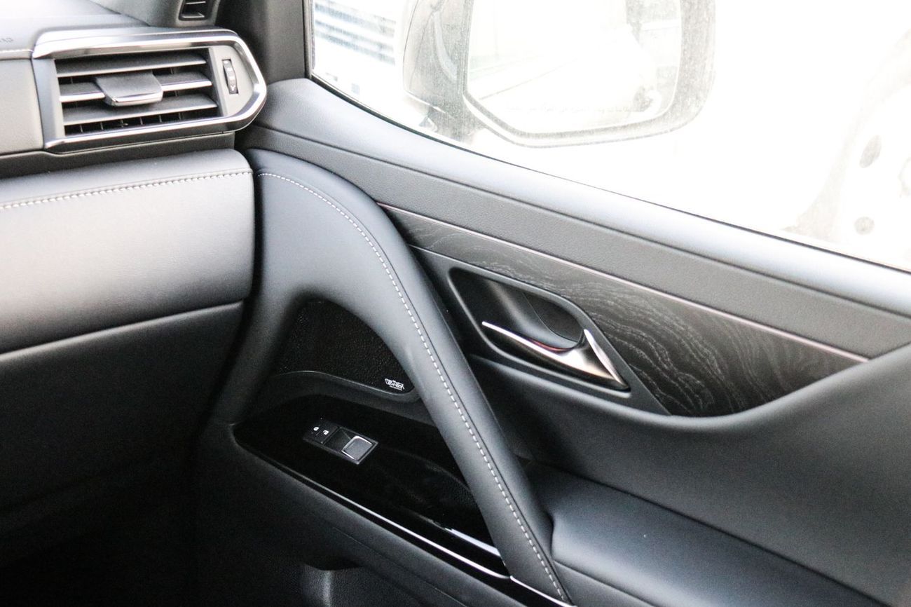 Lexus LX 700h Lexus LX700 HYBRID SIGNATURE 2025 | BEST EXPORT PRICE | 7 seater | Ramadan Deals