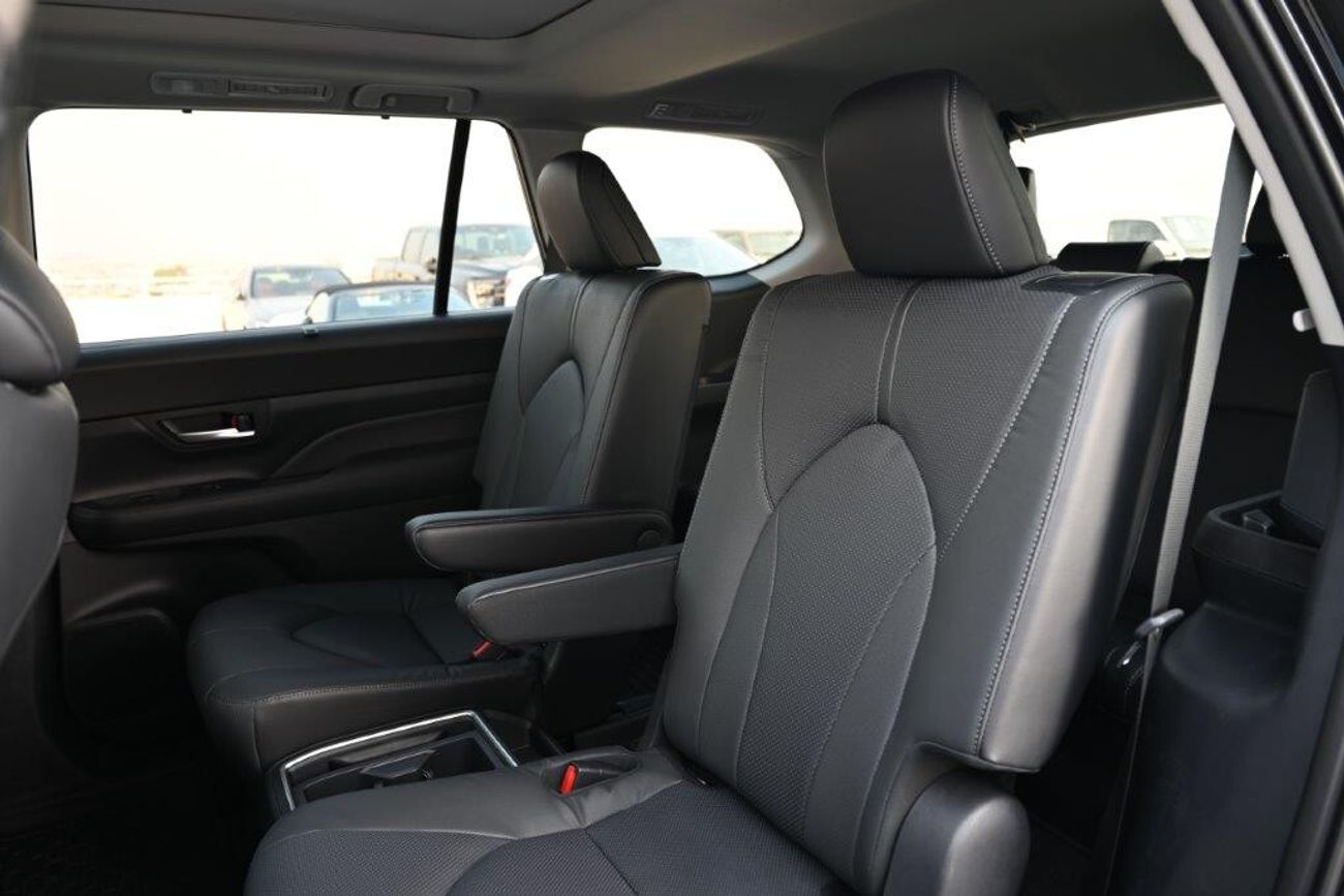 Toyota Grand Highlander Limited 2.4L AWD Petrol 7 Seat AT