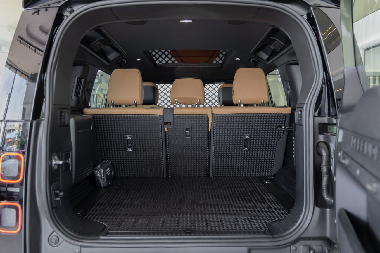 Land Rover Defender Land Rover Defender X-Dynamic HSE P400 - 2026 - GCC (Export)