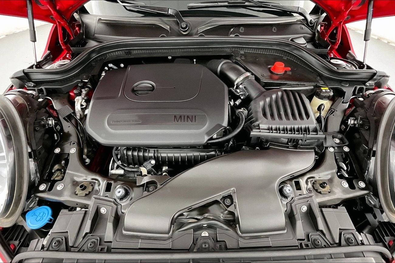 تويوتا كورولا كروس GLI | ضمان مجاني لمدة عام | 0 دفعة أولى