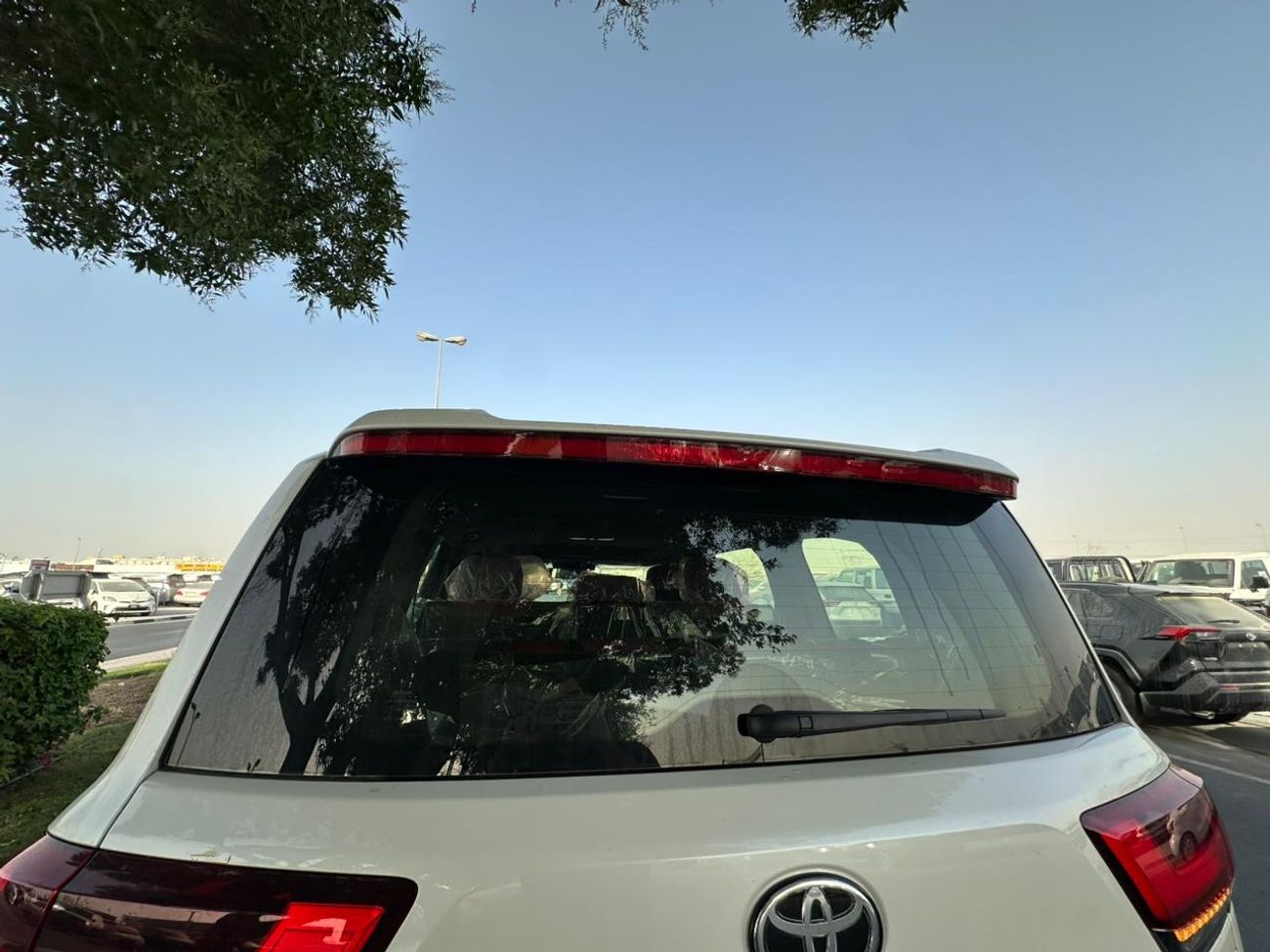 Toyota Land Cruiser GR-S 3.3L