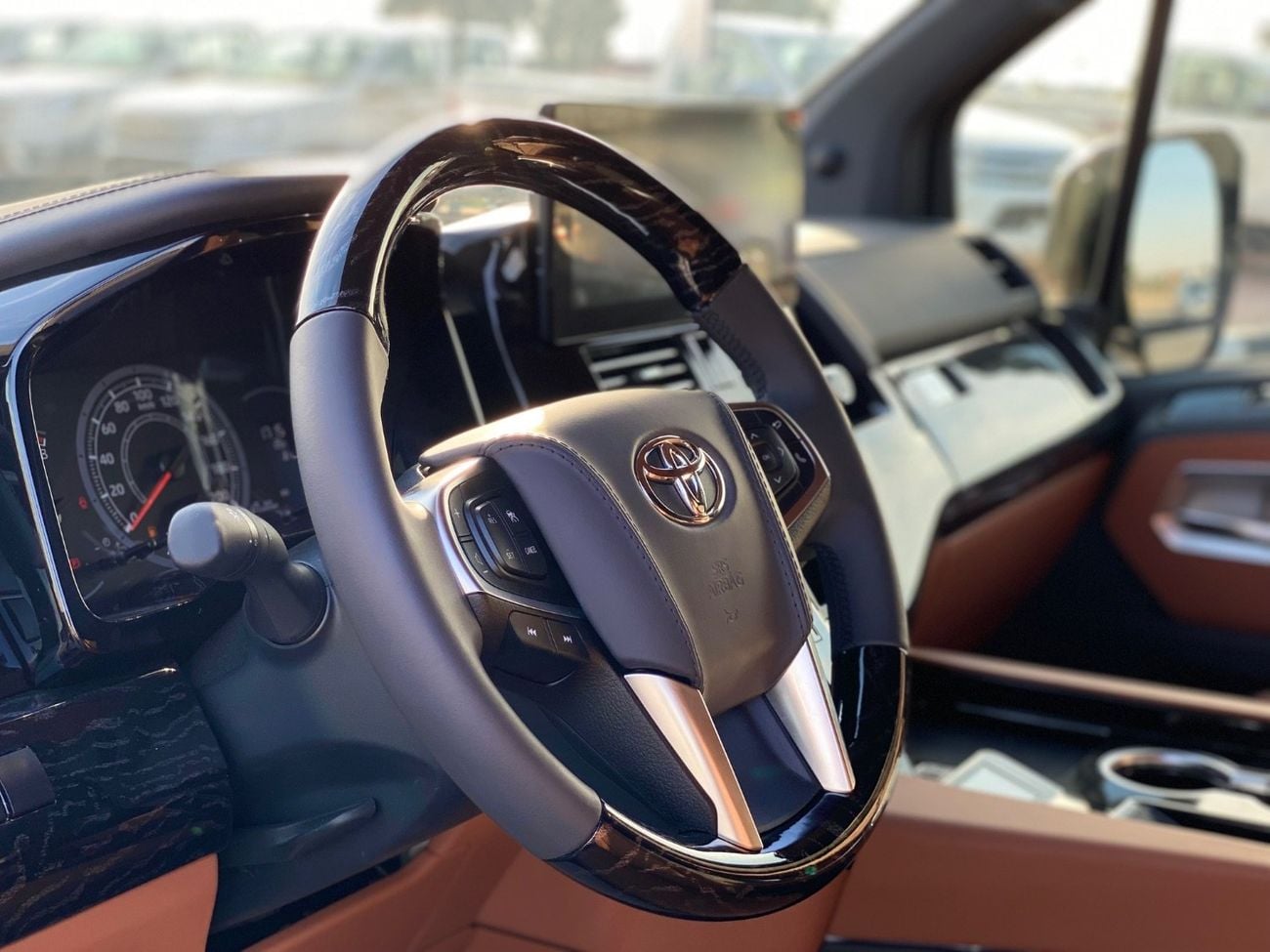 تويوتا هاياس VIP Luxury Seat iconic Design Brand New