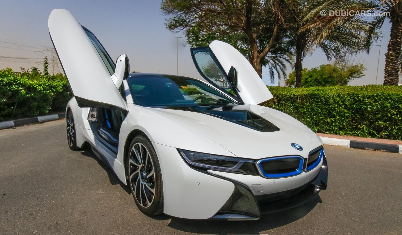 بي أم دبليو i8