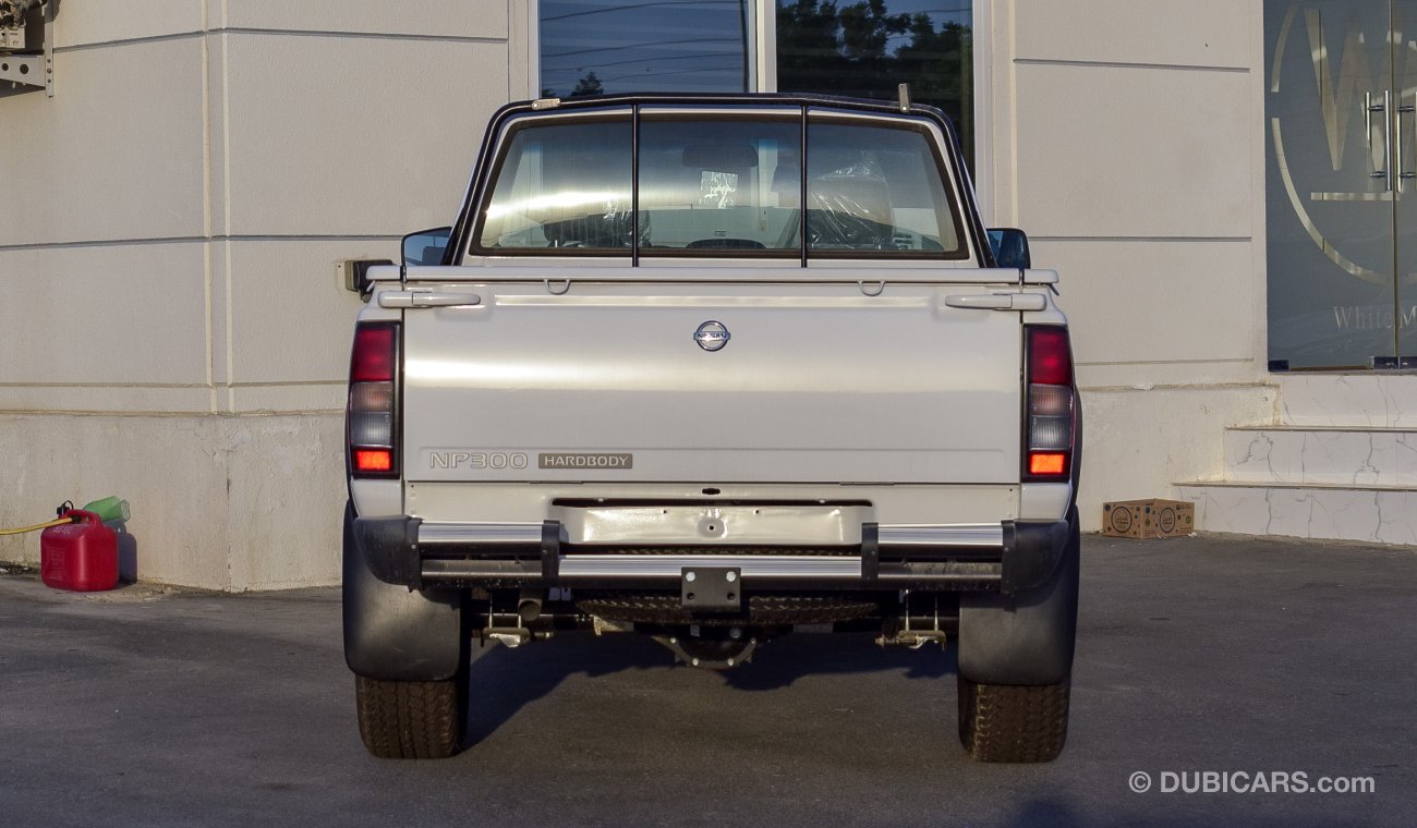 Nissan NP 300 HARDBODY