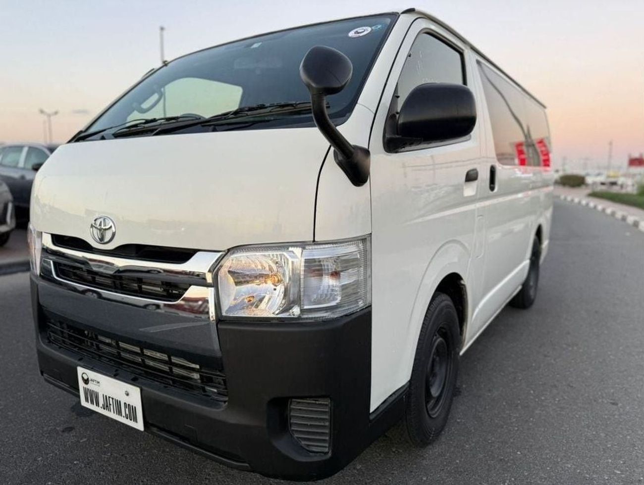 Toyota Hiace PREMIUM CONDITION | 2.8L DIESEL ENGINE | 2019 | RHD