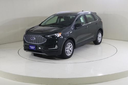 Ford Edge SEL123C / FREE INSURANCE + REGISTRATION / AL TAYER MOTORS AL QOUZ SHOWROOM