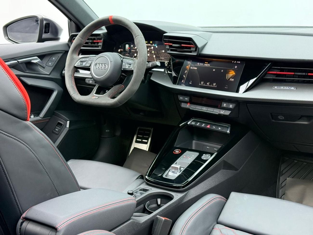 أودي RS3 STD 2024 Audi RS3 Sportback, 2028 Audi Warranty + Service Pack, Full Audi Service History, Low Km, G