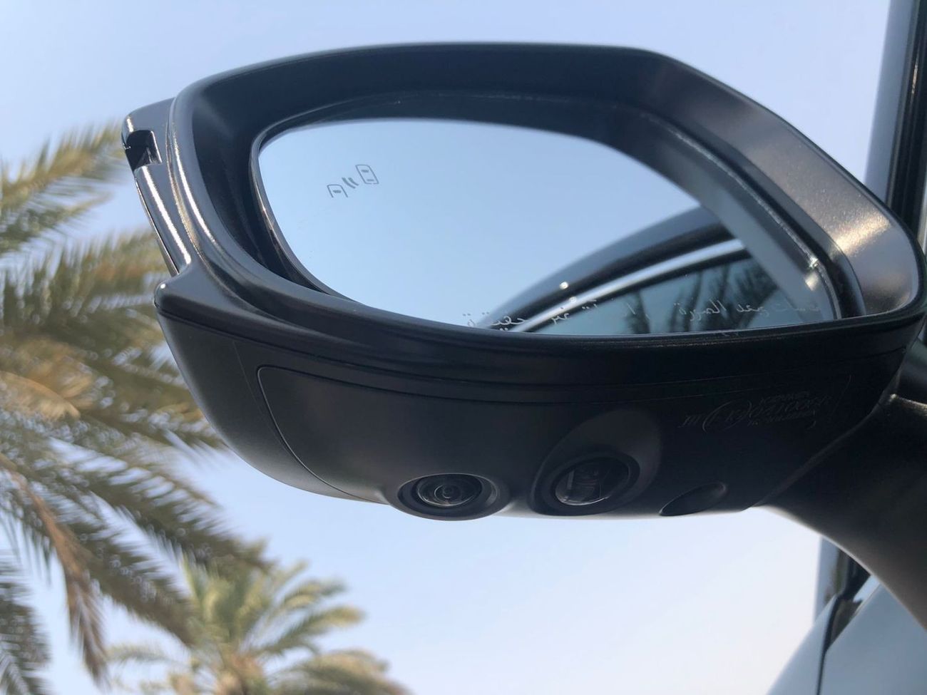 Toyota Crown TOYOTA_CROWN_2.5_HYBRID_FULL_OPTIONS_2023