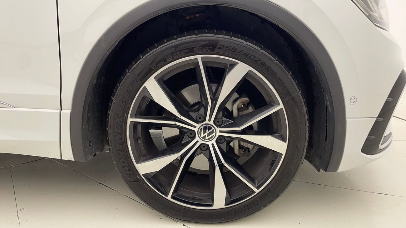 فولكس واجن تيجوان R LINE 2 | بدون دفعة مقدمة | اختبار القيادة في المنزل