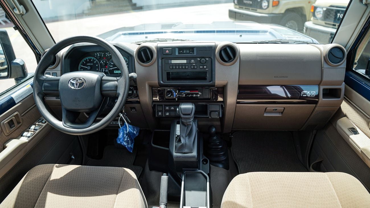 تويوتا لاند كروزر بيك آب