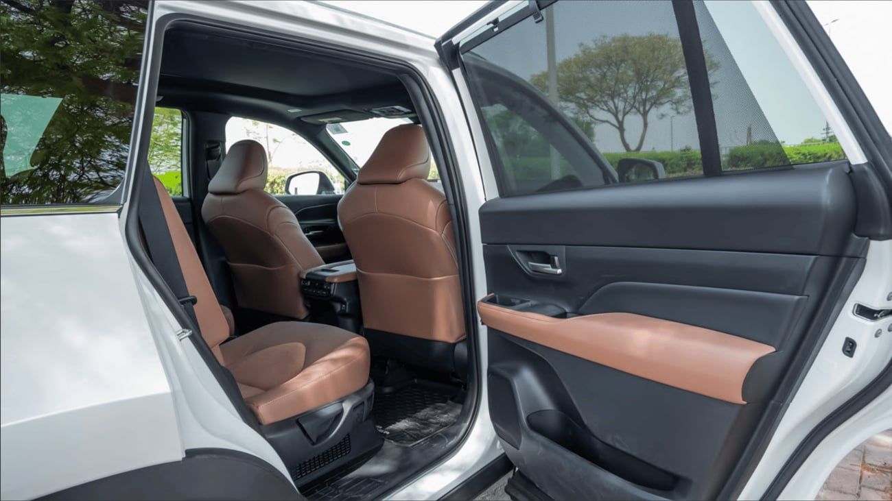 Toyota Grand Highlander GRAND HIGHLANDER PLATINUM HybridMax Full Option 2026